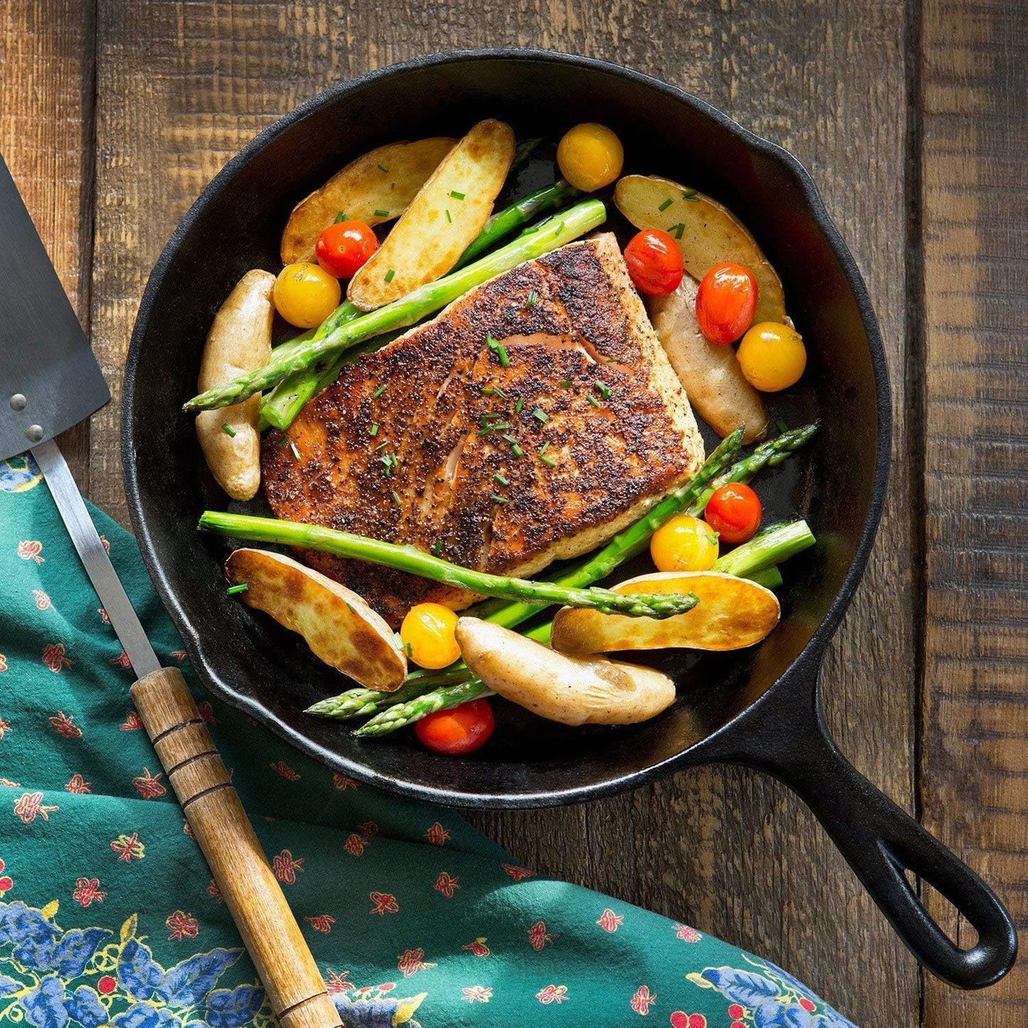 Cast Iron Skillet 3-Piece Set w/Cookbook - Heavy-Duty Professional Restaurant Chef Quality Pre-Seasoned Pan Cookware - 10", 8", 6" Pans - For Frying, Saute, Cooking, Pizza - Black